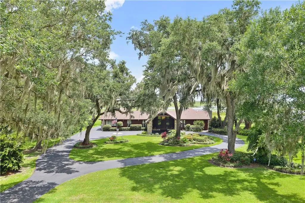 1670 Grandview Boulevard Kissimmee FL 34744