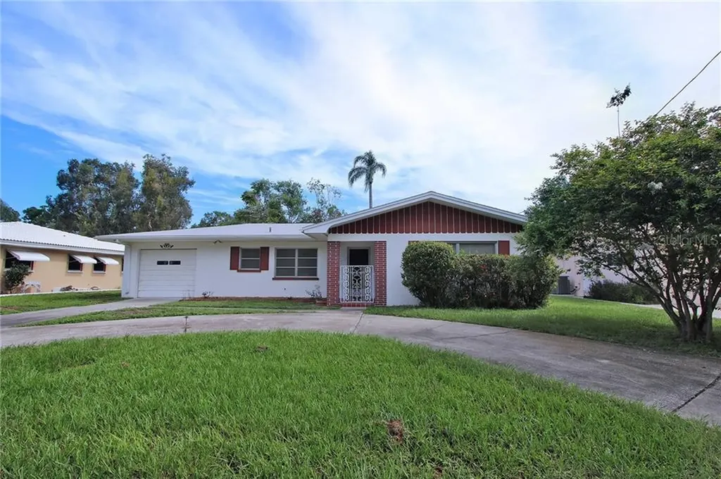 956 Lake Drive Dunedin FL 34698
