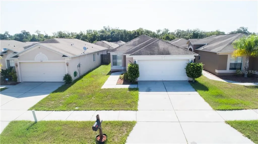 561 Lindsay Anne Court Plant City FL 33563