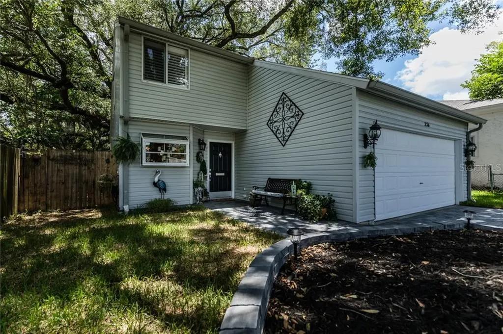 336 44th Avenue N St Petersburg FL 33703