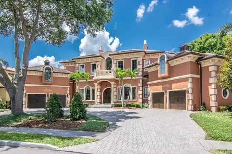 11 S Treasure Drive Tampa FL 33609