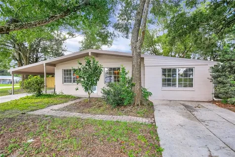 902 Lakewood Avenue Tampa FL 33613