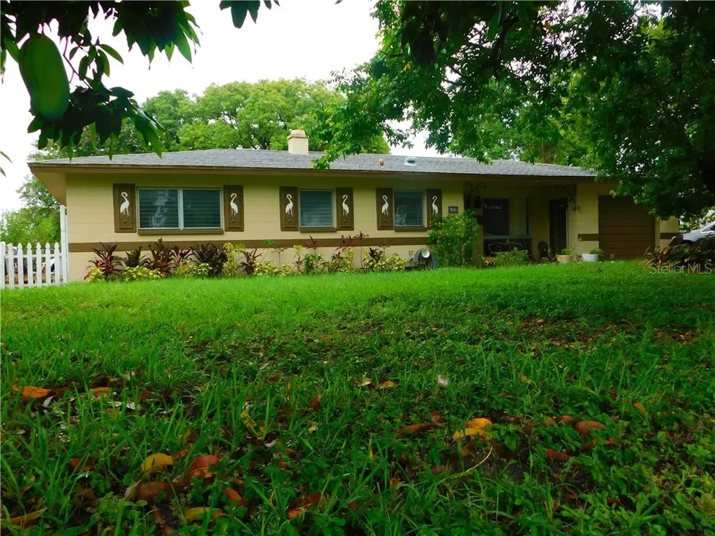 9571 Sun Isle Drive NE St Petersburg FL 33702