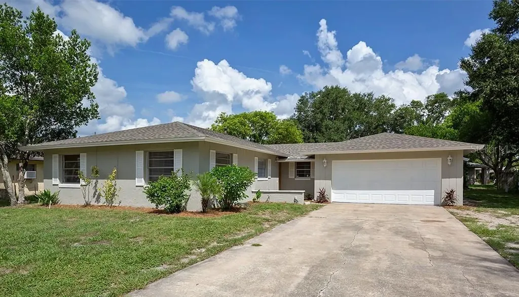 236 Pine Winds Drive Sanford FL 32773