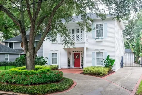 2922 W Knights Avenue Tampa FL 33611