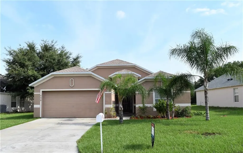652 Lake Charles Drive Davenport FL 33837