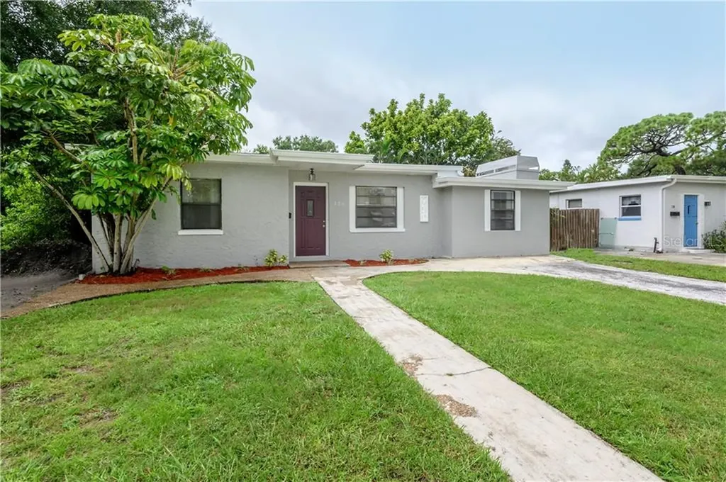 126 83rd Avenue N St Petersburg FL 33702