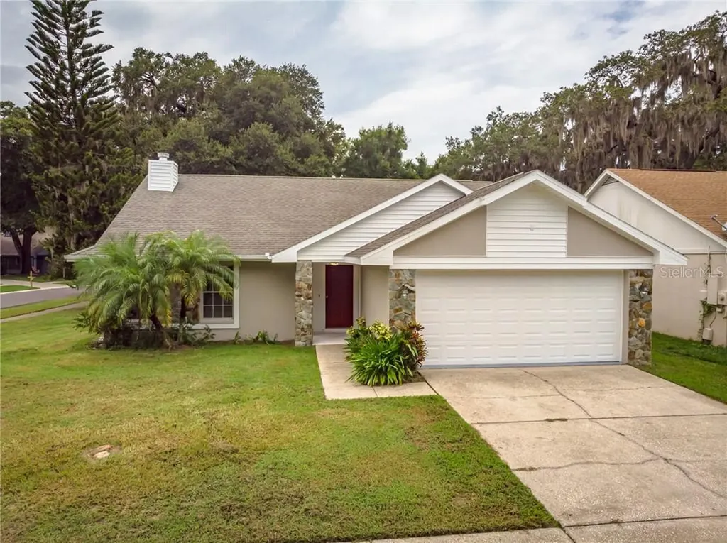2025 Green Juniper Lane Brandon FL 33511