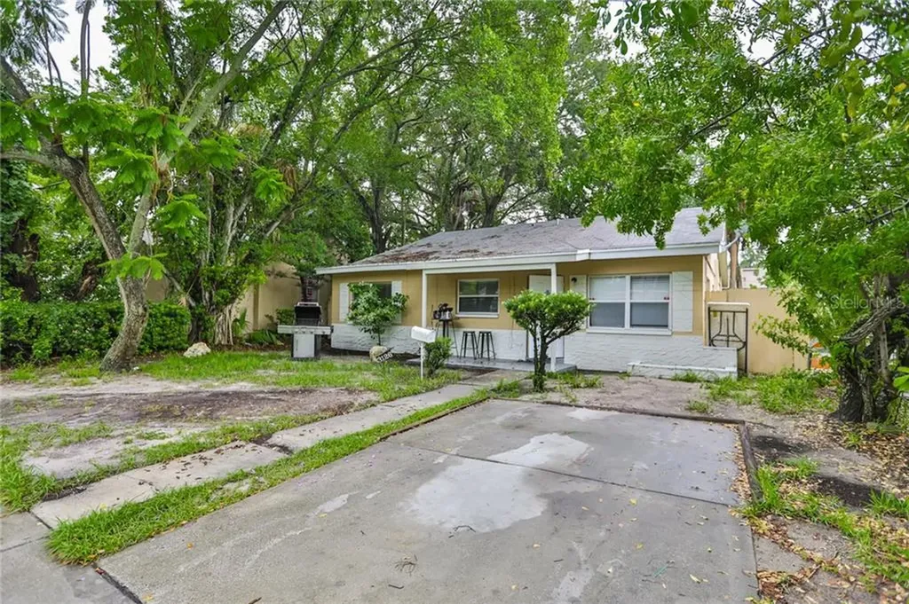 3126 Queensboro Avenue S St Petersburg FL 33712