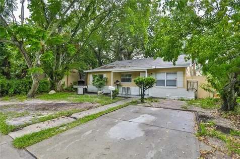 3126 Queensboro Avenue S St Petersburg FL 33712