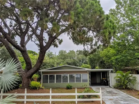 2739 Belvoir Boulevard Sarasota FL 34237