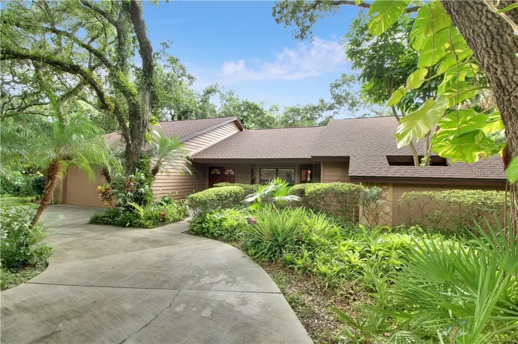 2056 Misty Sunrise Trail Sarasota FL 34240