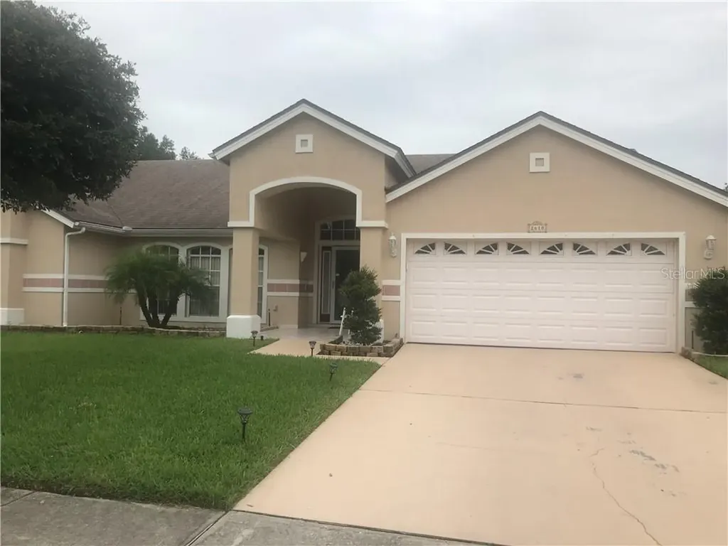 2610 Hawthorne Lane Kissimmee FL 34743
