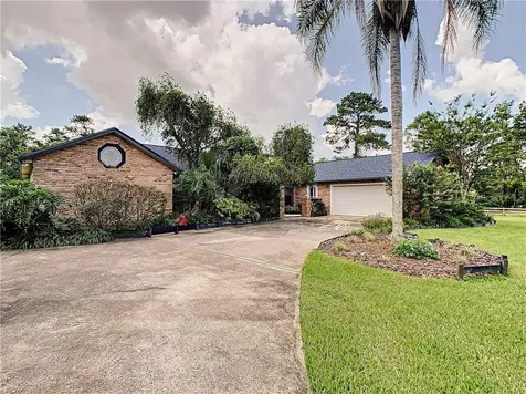 21166 Reindeer Road Christmas FL 32709