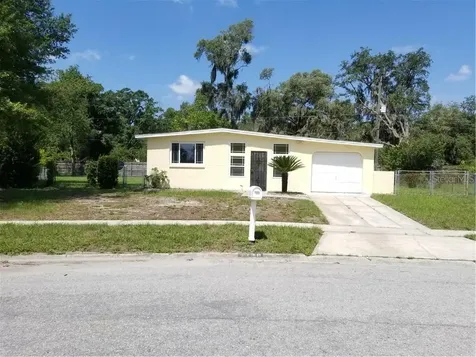 1138 Dogwood Avenue Tampa FL 33613