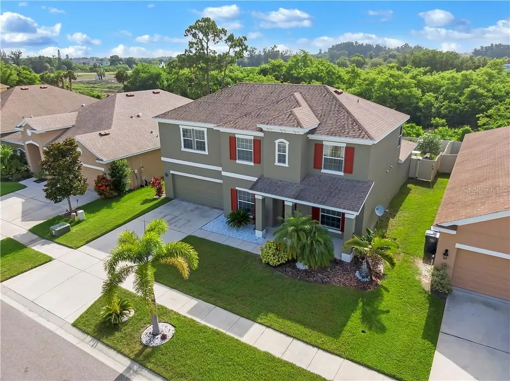 1513 Yale Castle Court Ruskin FL 33570