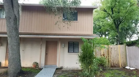3913 Pine Limb Court Tampa FL 33614