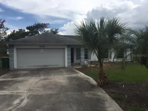 619 Redwood Court Kissimmee FL 34743
