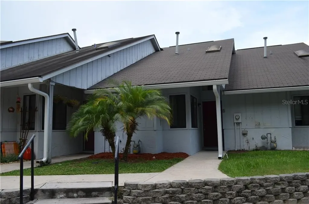 101 N Hill Avenue Deland FL 32724