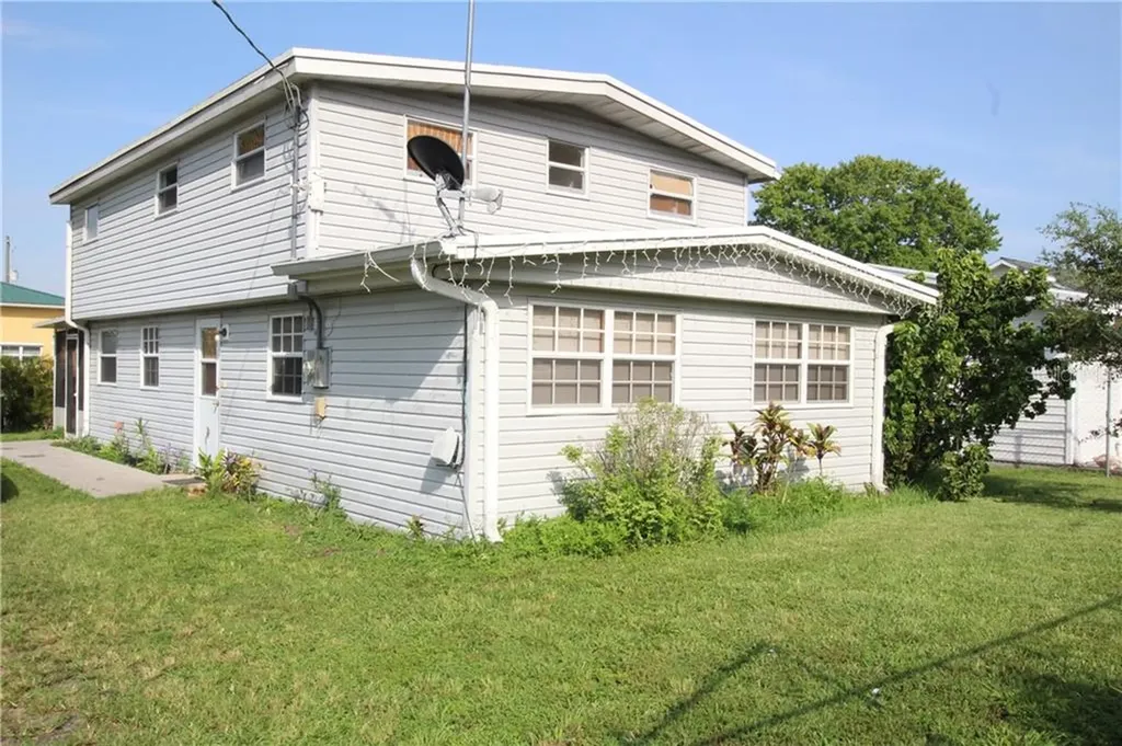 1146 4th Street Okeechobee FL 34974