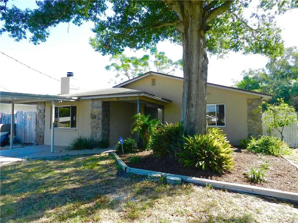5210 6th Street S St Petersburg FL 33705