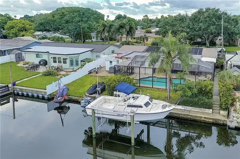 220 79th Avenue N St Petersburg FL 33702