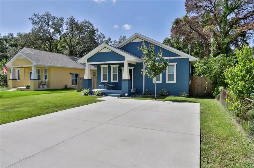 1514 W Hiawatha Street Tampa FL 33604