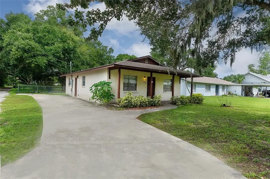 721 15th Avenue W Palmetto FL 34221
