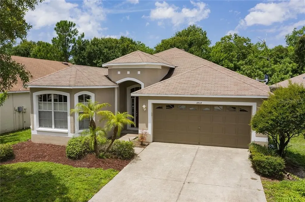 8518 Canterbury Lake Boulevard Tampa FL 33619