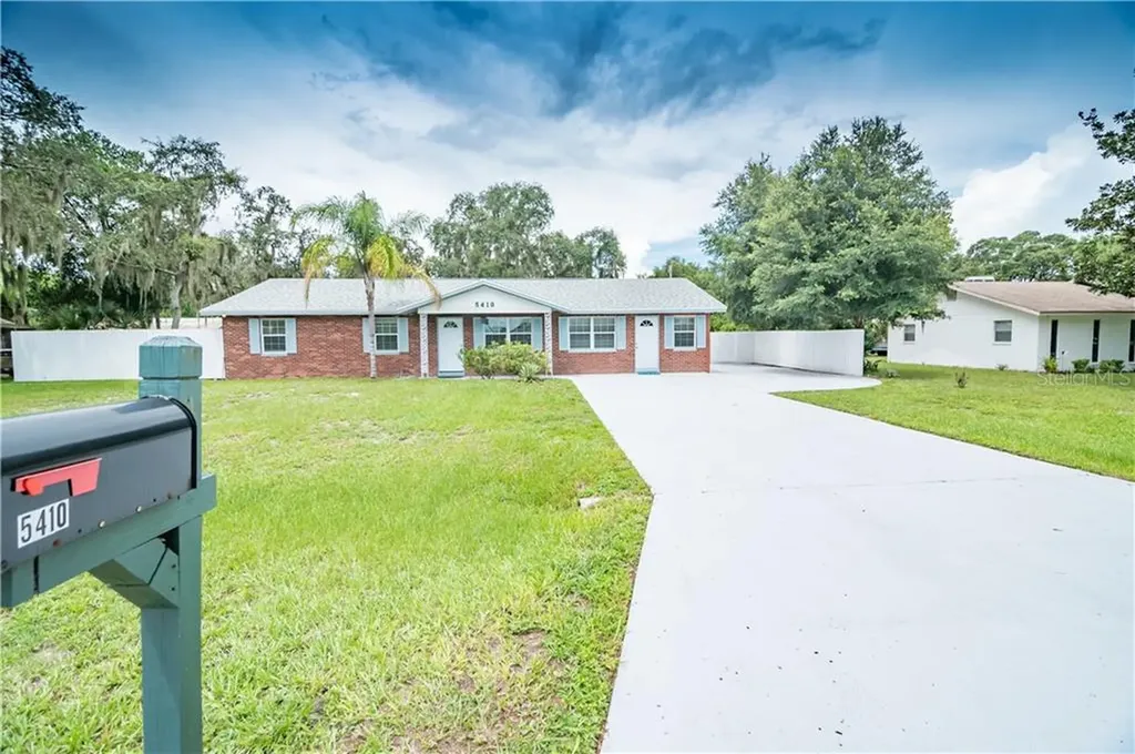 5410 Oakway Drive Lakeland FL 33805
