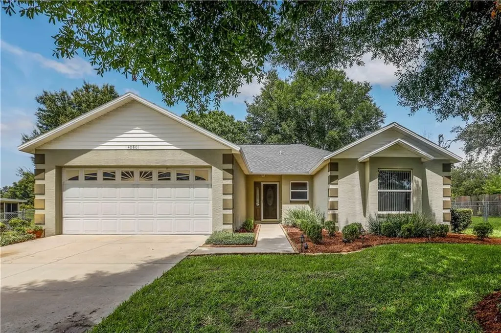 40801 W 6th Avenue Umatilla FL 32784