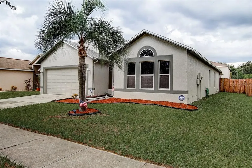 12732 Lake Vista Drive Gibsonton FL 33534