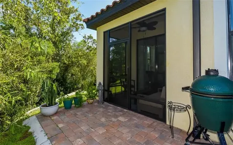 251 Crew Court Sarasota FL 34243