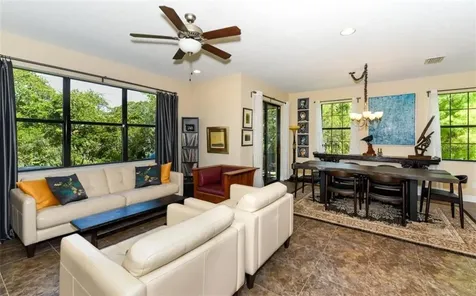 251 Crew Court Sarasota FL 34243