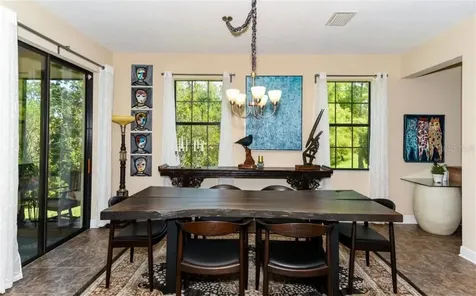 251 Crew Court Sarasota FL 34243