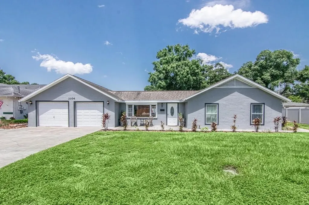 3104 N Kinyon Avenue Tampa FL 33603