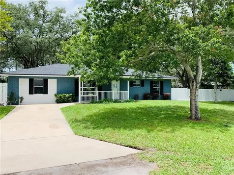 34043 Grant Avenue Leesburg FL 34788