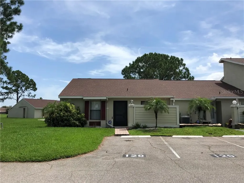 129 Pine Island Circle Kissimmee FL 34743