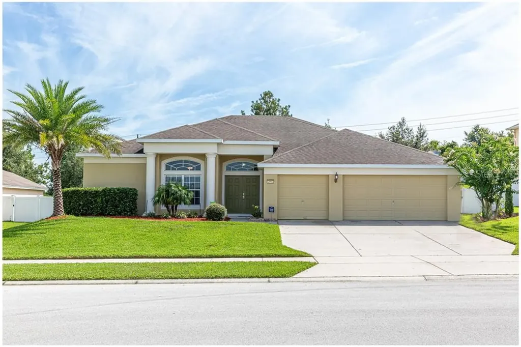 2992 Santa Maria Avenue Clermont FL 34715