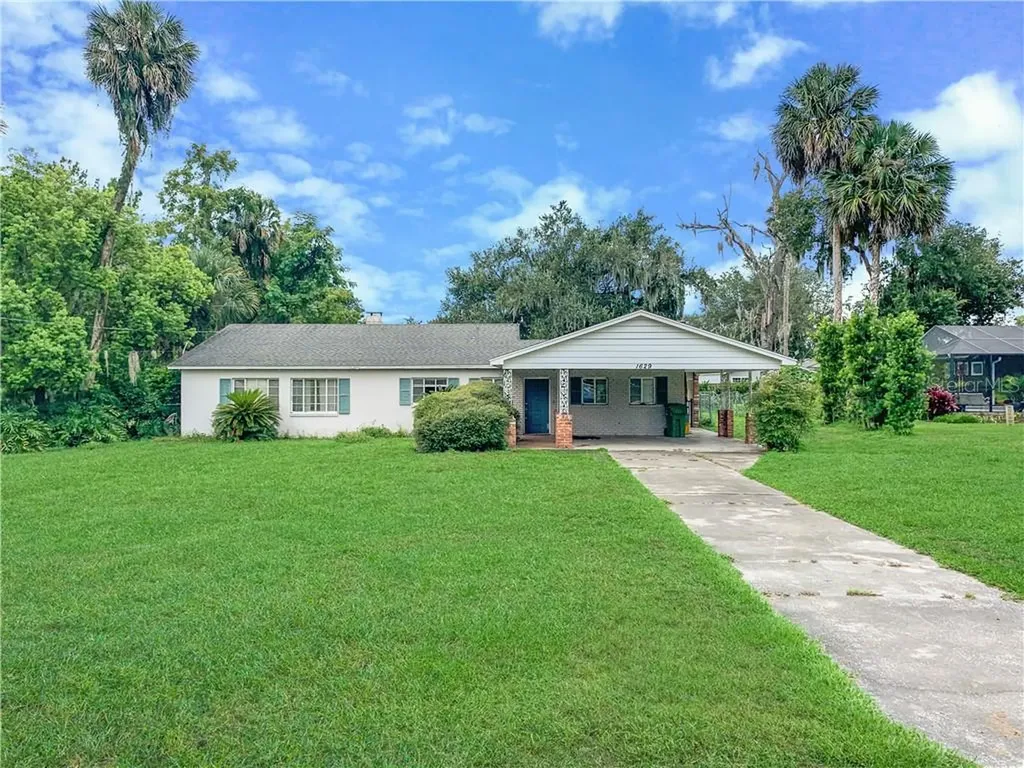 1629 Park Drive Leesburg FL 34748