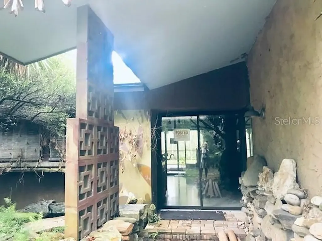 530 7th Street N Safety Harbor FL 34695