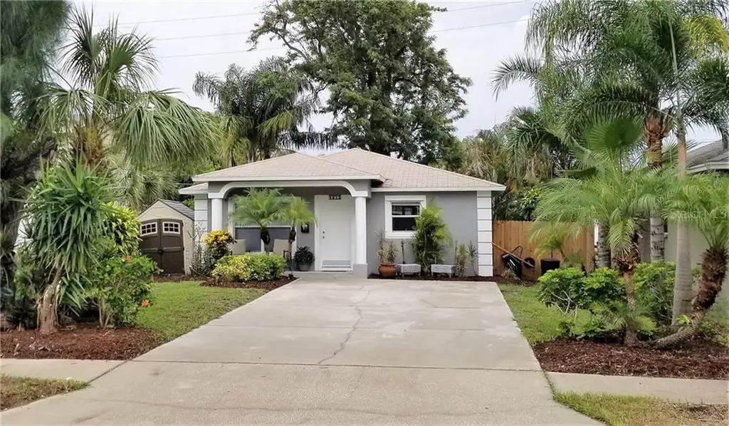 4919 2nd Avenue S St Petersburg FL 33707