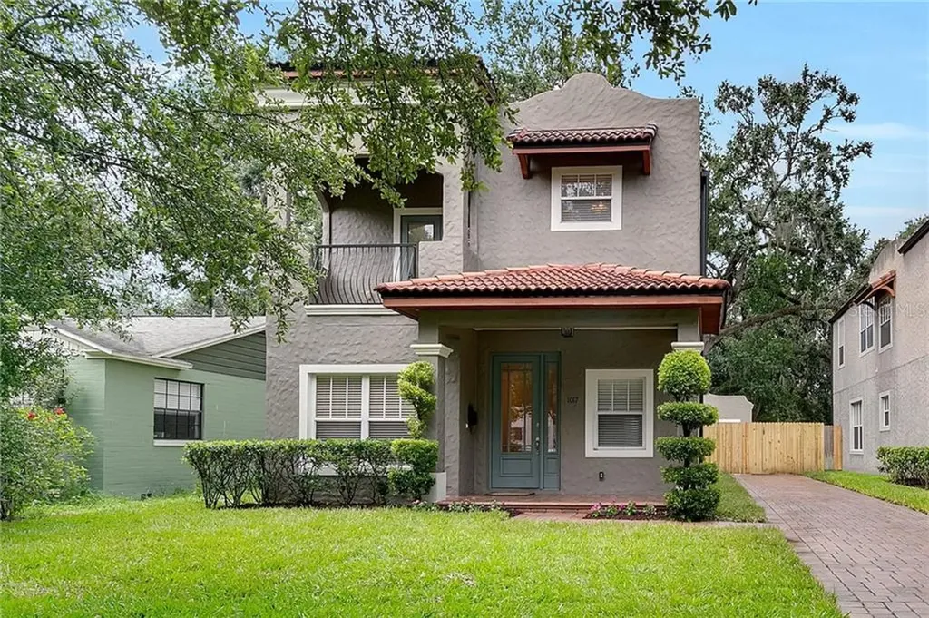 1017 Elmwood Street Orlando FL 32801