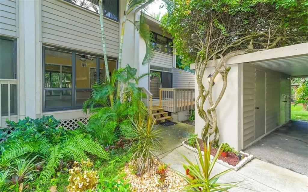 5142 Lancewood Drive Sarasota FL 34232