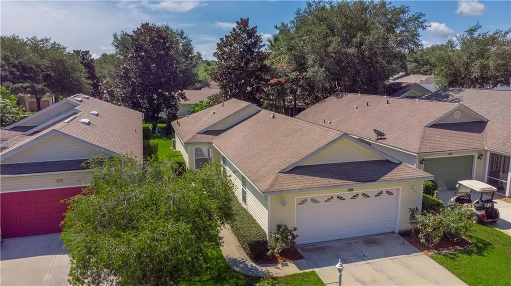25204 Cranes Roost Circle Leesburg FL 34748