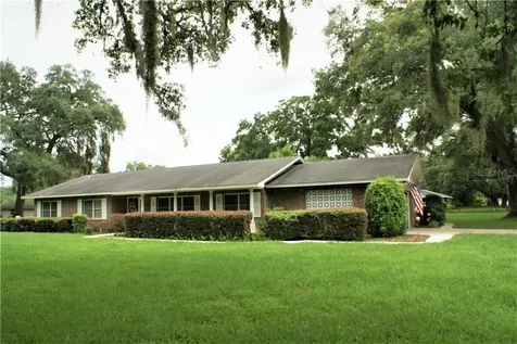 102 Goins Drive Seffner FL 33584