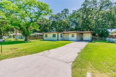 1304 N Maryland Avenue Plant City FL 33563