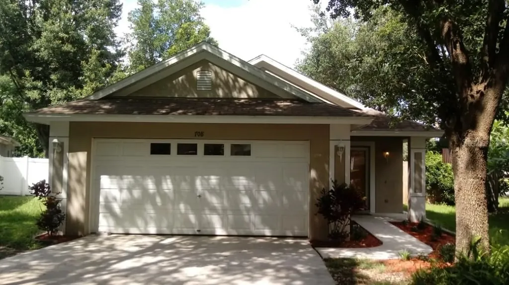 708 Cape Cod Circle Valrico FL 33594