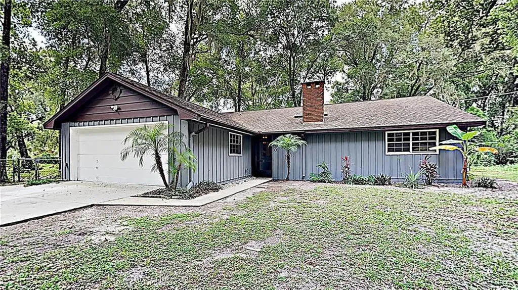 830 W Oakdale Avenue Deland FL 32720