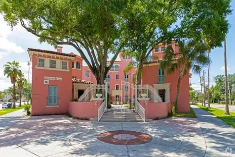 16 Davis Boulevard Tampa FL 33606